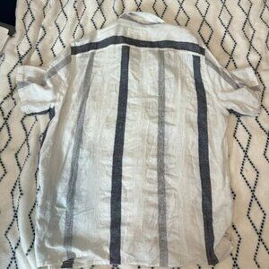 XL Men Hollister shirt